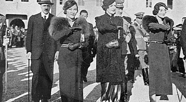 1 March 1937, in Albania began the campaign for the removal of burqa