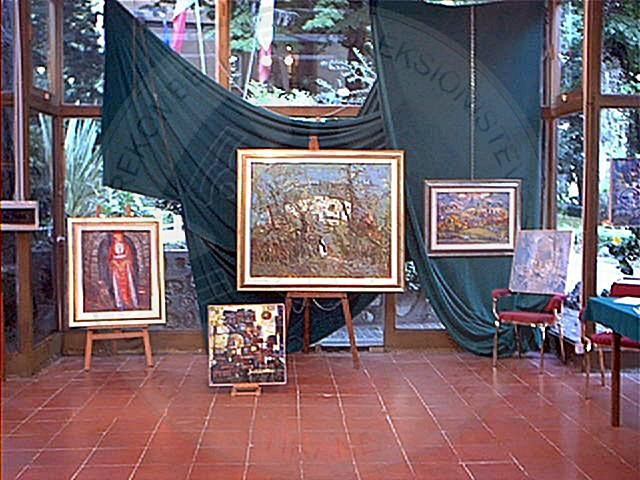 4 March 1993, in Tirana was opened the first private gallery of fine arts “TE&Gi”