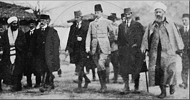 11 February 1920, was demolished the Government of Durres