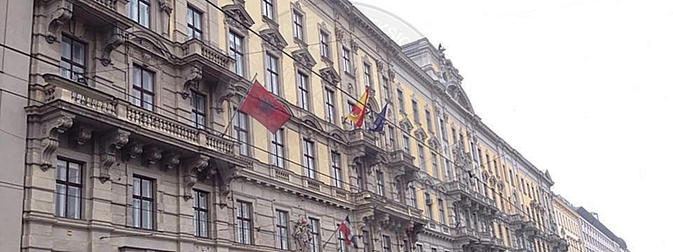 25 March 1996, in Austria was established the Albanian Honorary Consulate