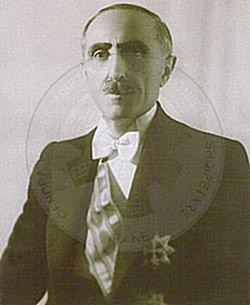 12 Prill 1939, u miratua përbërja e qeverisë kuislinge të Shefqet Vërlacit