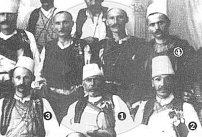 6 April, Ded Gjo Luli raised the Albanian flag in Deçiç