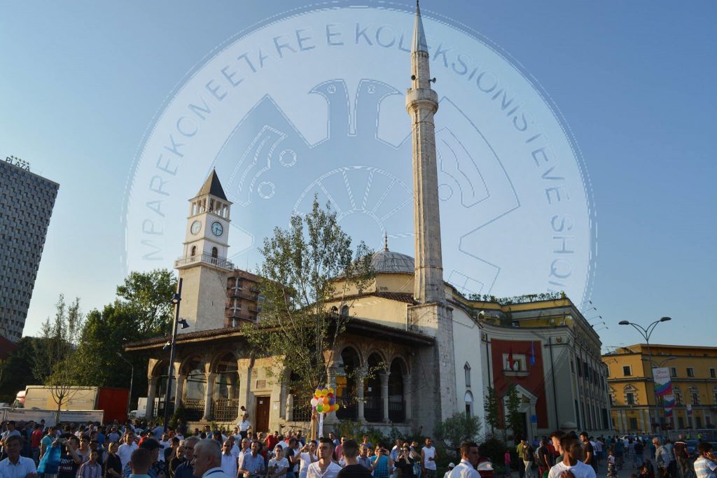 Muslim believers pray Eid al-Fitr in ‘Skanderbeg Square’