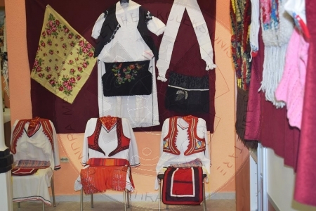 12 June 1994, was opened in Austria the great exhibition of Albanian culture