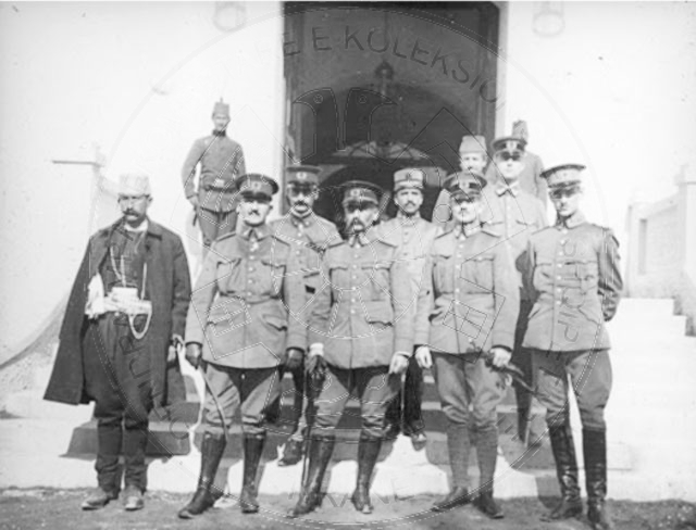 27 June 1914, the British Colonel Filips, entered into talks with the rebels who had been raised against the Government of Durres