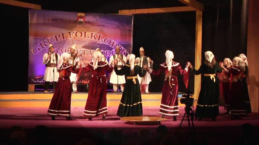 25 Qershor 1995, asambli folklorik “Krahu i Shqiponjës”, konkuroi në Festivalin Folklorik Ndërkombëtar të Kahtas, në Turqi