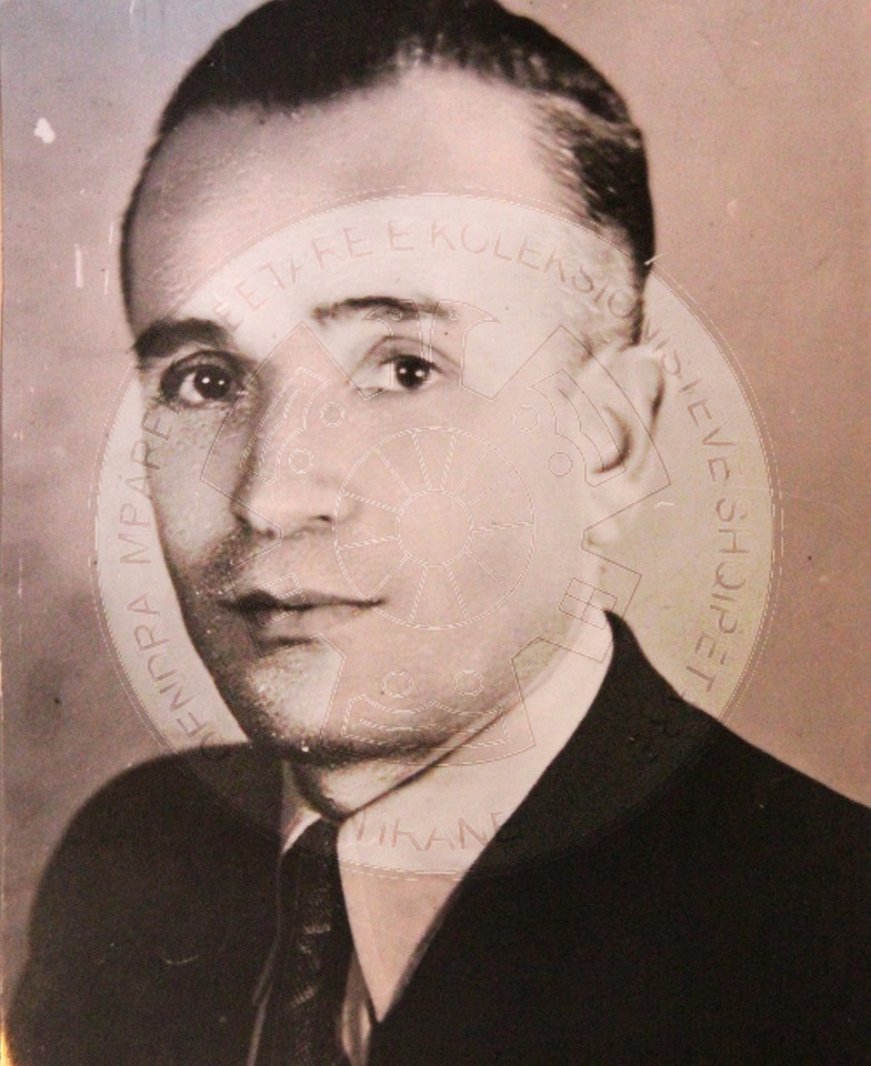 17 Korrik 1907, lindi Kristo Kono, pedagogu, veprimtari dhe organizatori i jetës artistike shqiptare