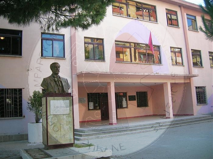 28 August 1933, died the prominent activist of the Albanian school Qamil Balla