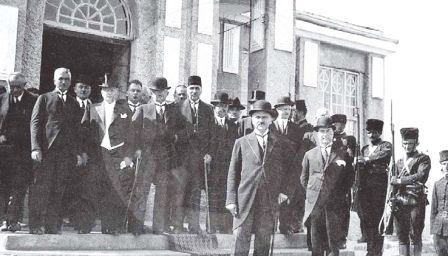 17 August 1928, throughout Albania, were held two-part elections for the Constitutional Assembly