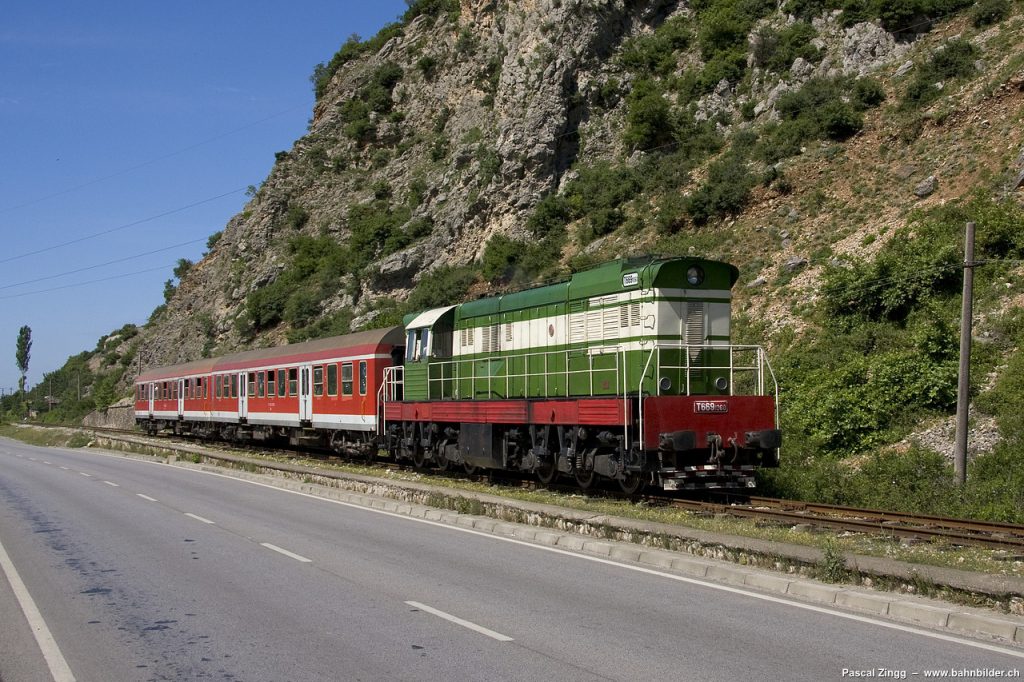 20 November 1981, was inaugurated the railway Laç-Shkodra